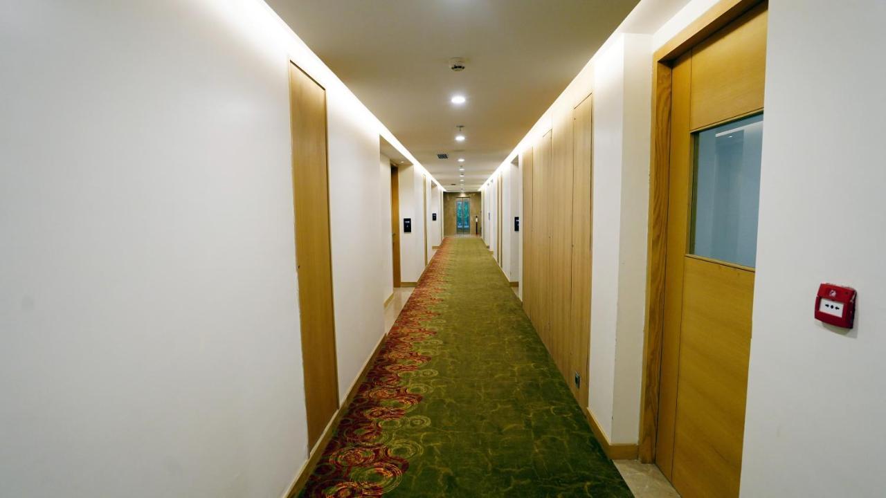 The Fern Residency Sarnath Hotel Varanasi Bagian luar foto